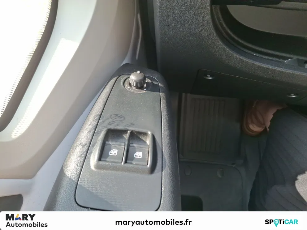 Véhicule occasion 215596 - peugeot BOXER - Photo 18