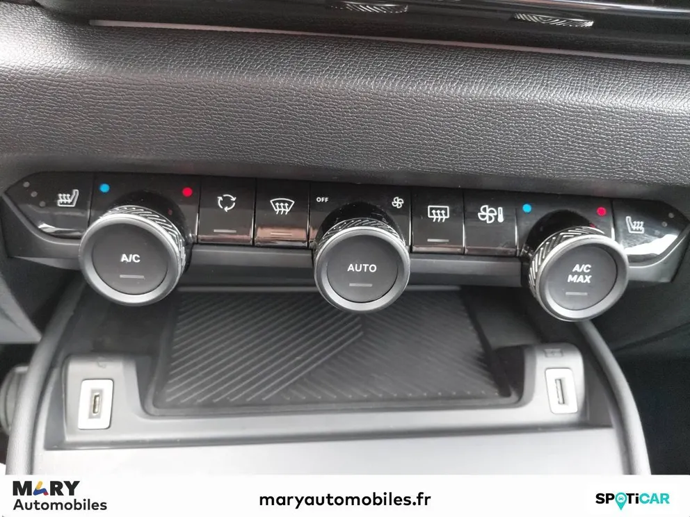 Véhicule occasion 219251 - Citroën C4 - Photo 22