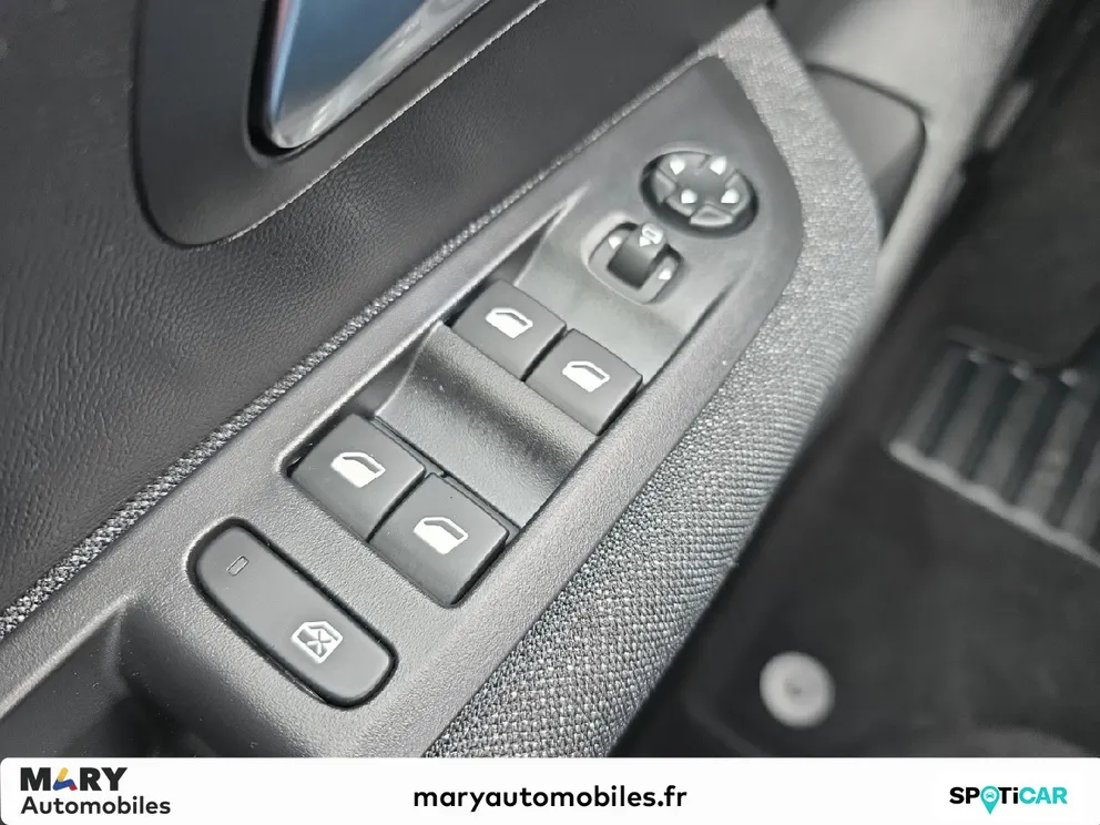 Véhicule occasion 1229279 - peugeot 208 - Photo 14