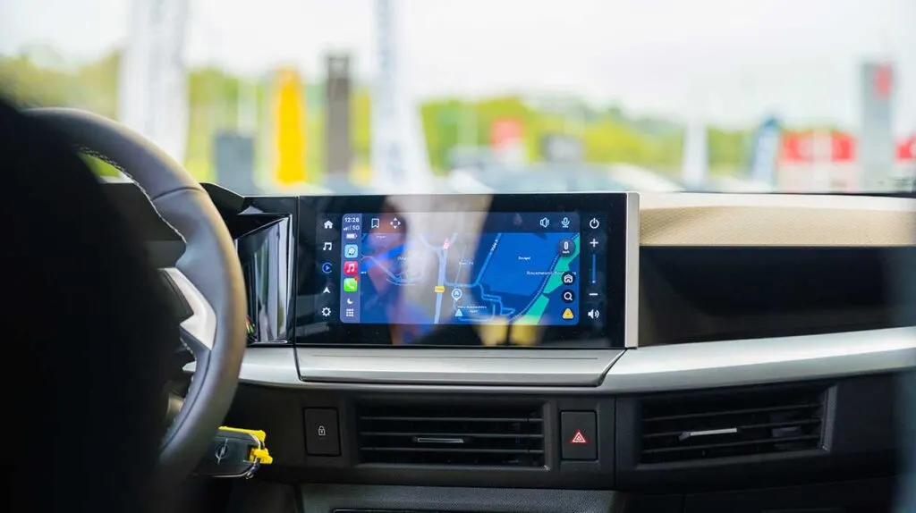 Opel Frontera vue du tableau de bord