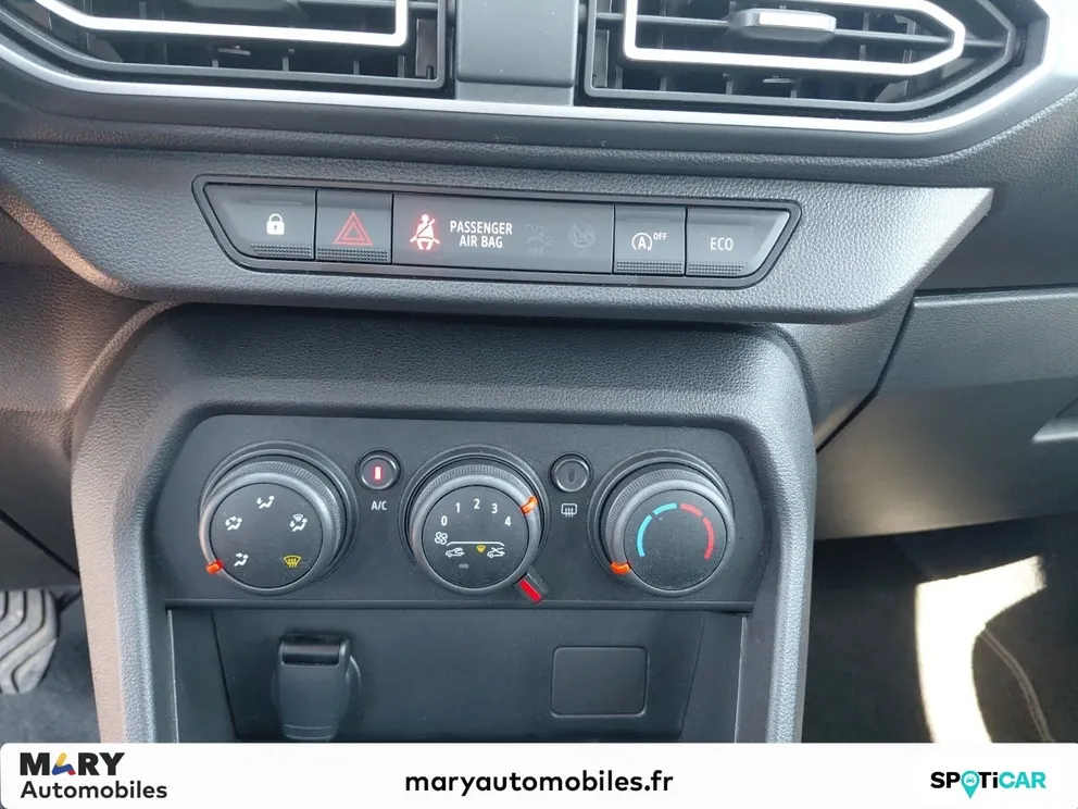 Véhicule occasion 1231309 - dacia SANDERO - Photo 11