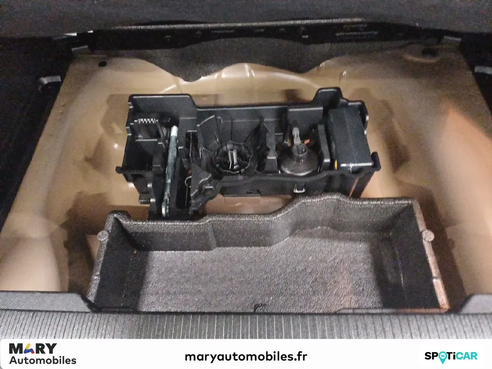 Véhicule occasion 1231944 - peugeot 2008 - Photo 10
