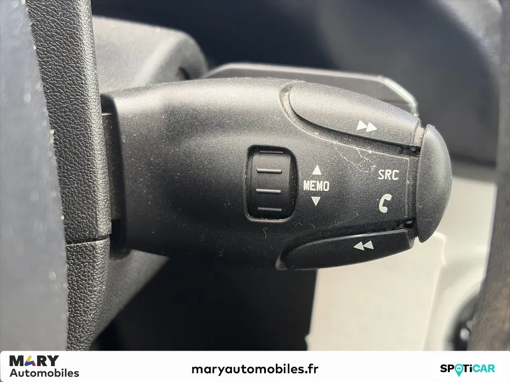 Véhicule occasion 1240357 - peugeot 208 - Photo 12