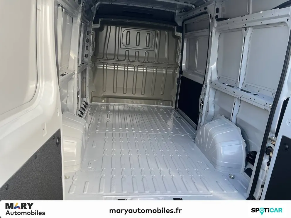 Véhicule occasion 176997 - peugeot BOXER - Photo 6