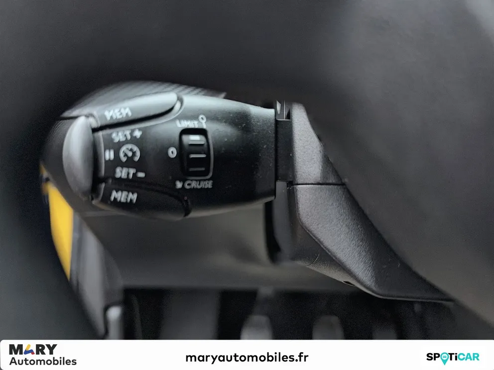 Véhicule occasion 1229960 - peugeot 208 - Photo 12
