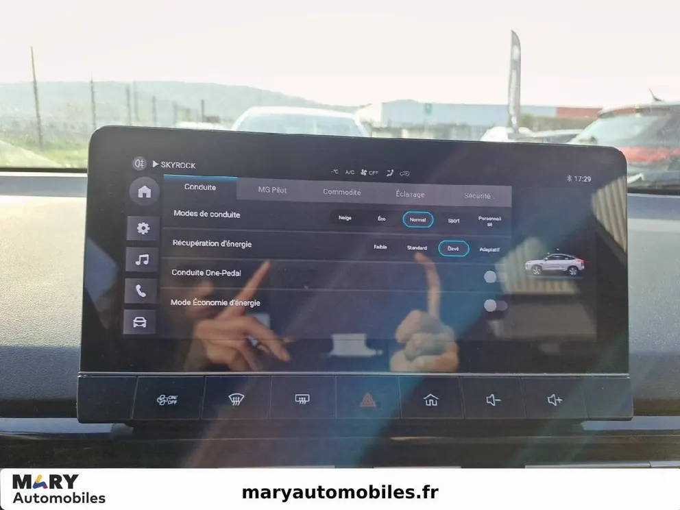 Véhicule occasion 227865 - mg MG4 - Photo 14