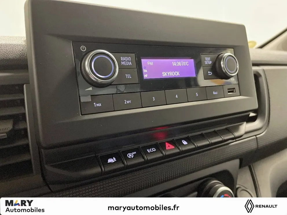 Véhicule occasion 208347 - renault TRAFIC - Photo 12