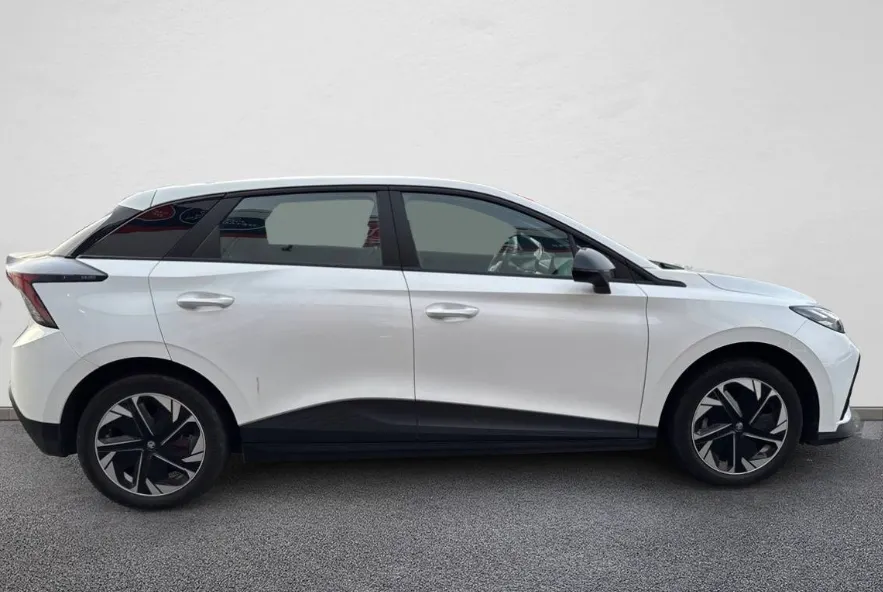 Véhicule occasion 221806 - mg MG4 - Photo 4