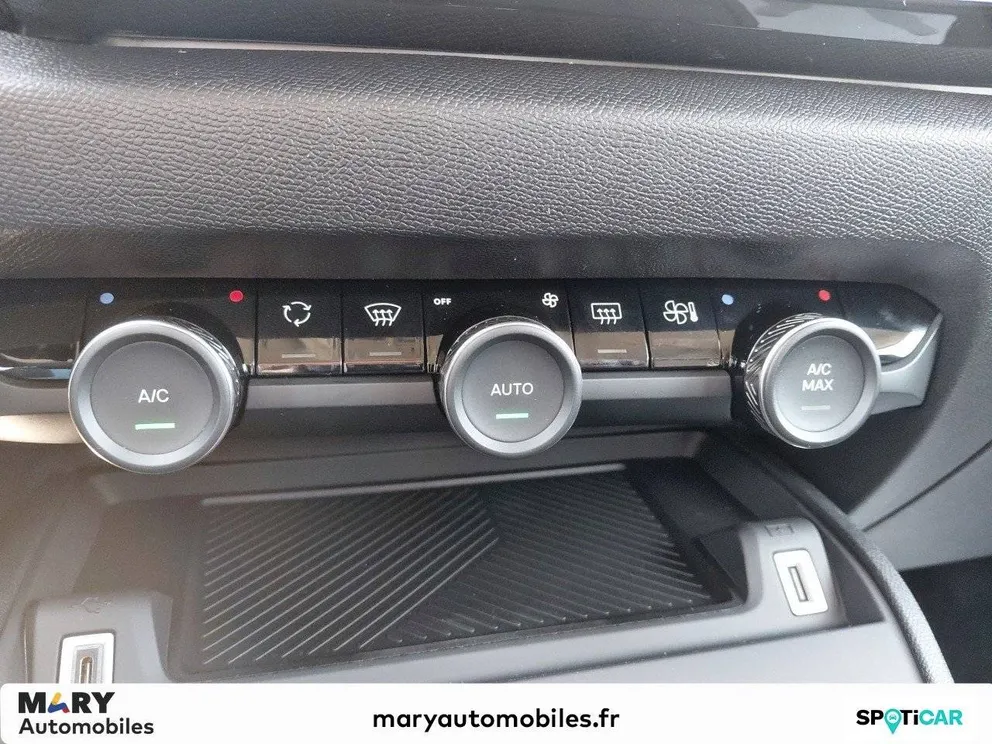 Véhicule occasion 193956 - Citroën C4 - Photo 22