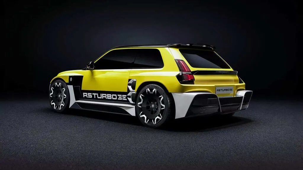 vue extérieure de derrière de la R5 Turbo 3e