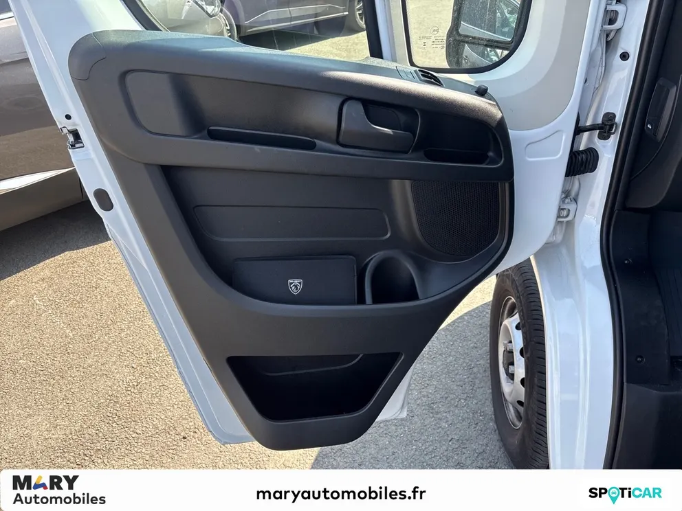 Véhicule occasion 209830 - peugeot BOXER - Photo 9