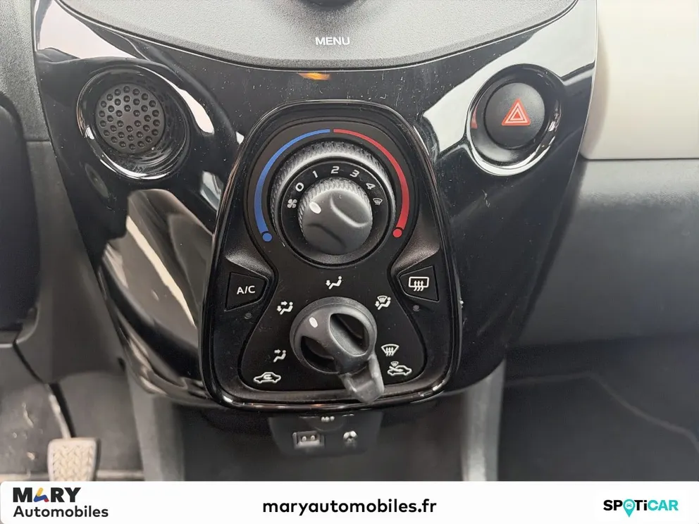 Véhicule occasion 1239236 - peugeot 108 - Photo 9