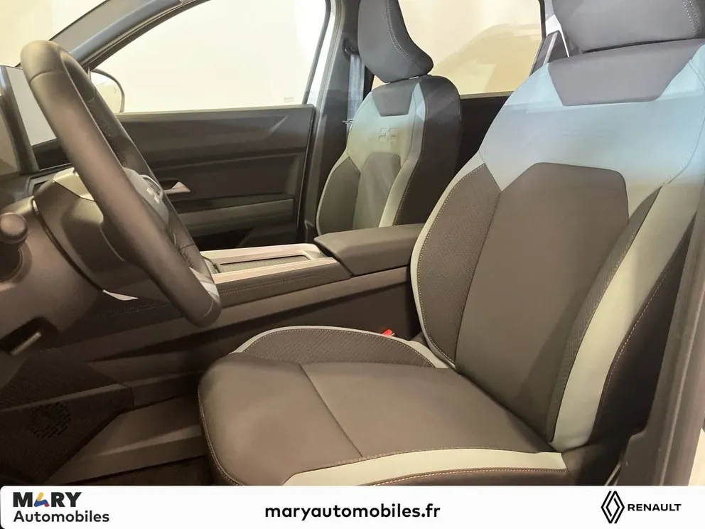 Véhicule occasion 224485 - dacia BIGSTER HYBRID - Photo 9