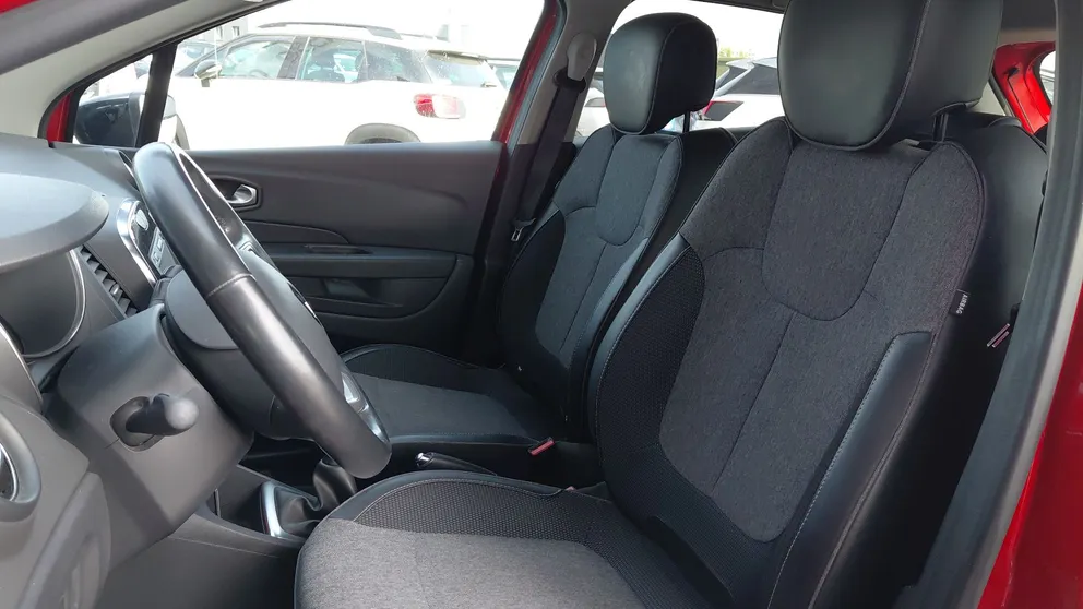 Véhicule occasion 1235792 - renault CAPTUR - Photo 9