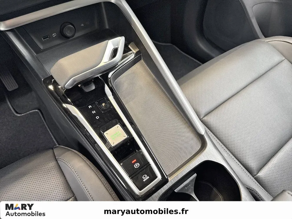 Véhicule occasion 200768 - mg ZS - Photo 17