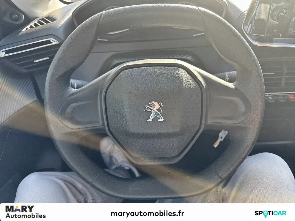 Véhicule occasion 1231156 - peugeot 208 - Photo 11
