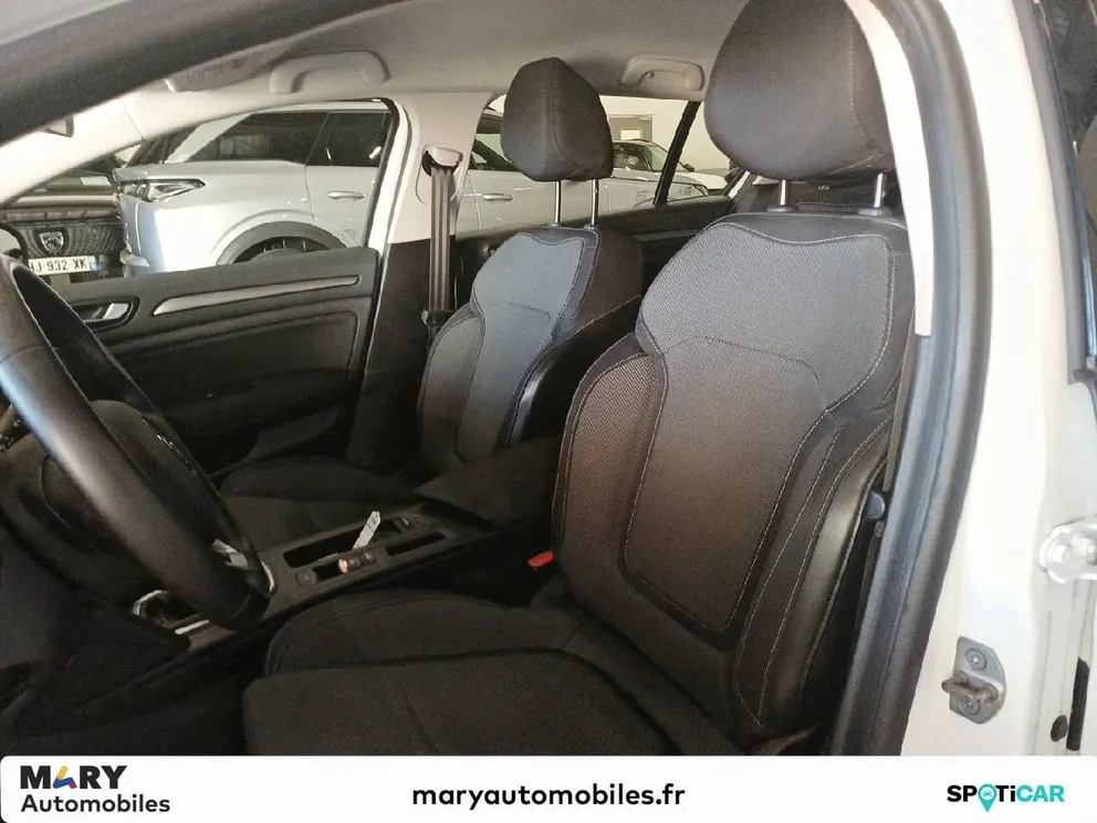 Véhicule occasion 229738 - renault MEGANE - Photo 9