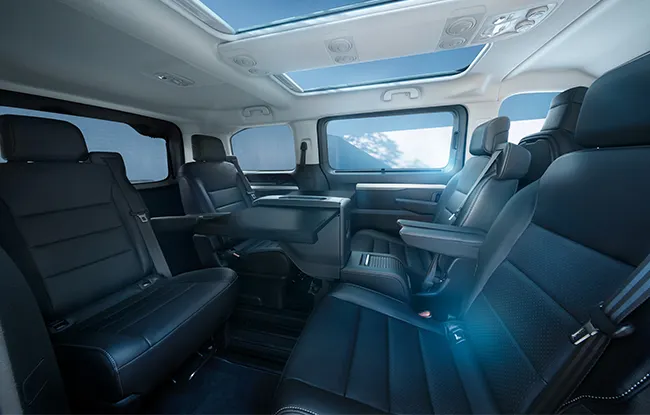Design intérieur Opel Zafira Electric 2024