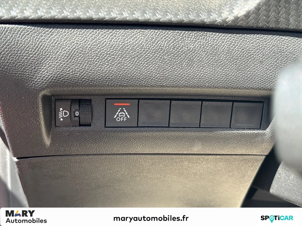 Véhicule occasion 237082 - peugeot 208 - Photo 12