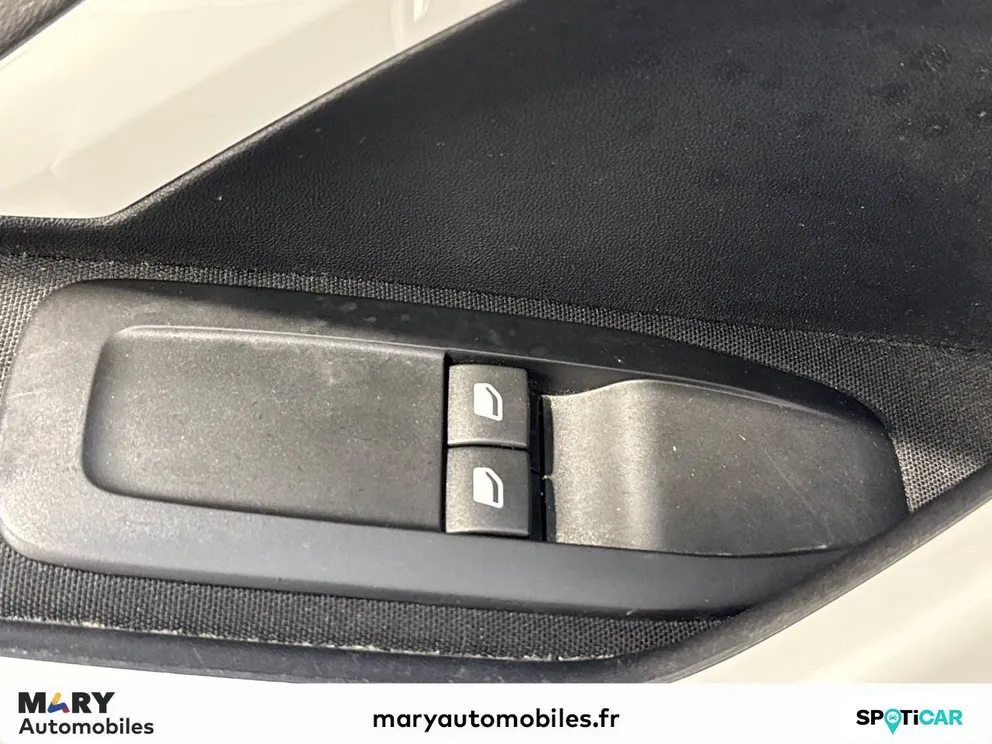 Véhicule occasion 173894 - peugeot 208 - Photo 17