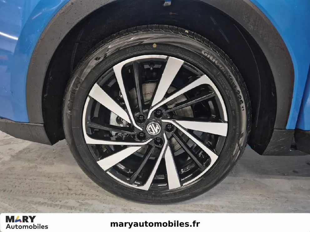 Véhicule occasion 216431 - mg ZS - Photo 11