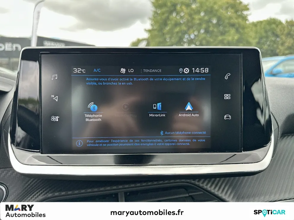 Véhicule occasion 1235347 - peugeot 208 - Photo 11