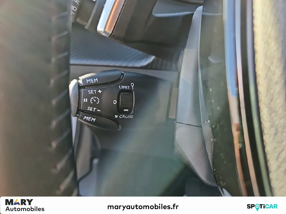 Véhicule occasion 1239553 - peugeot 208 - Photo 11