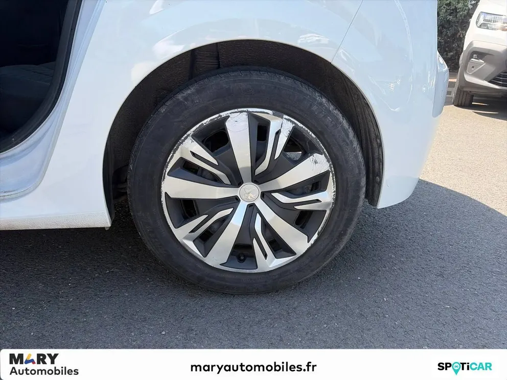 Véhicule occasion 229373 - peugeot 208 - Photo 11