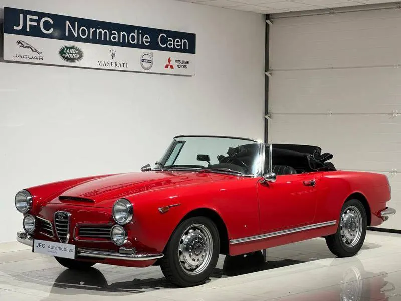 Véhicule occasion 70110 - alfa romeo 2600 - Photo 1