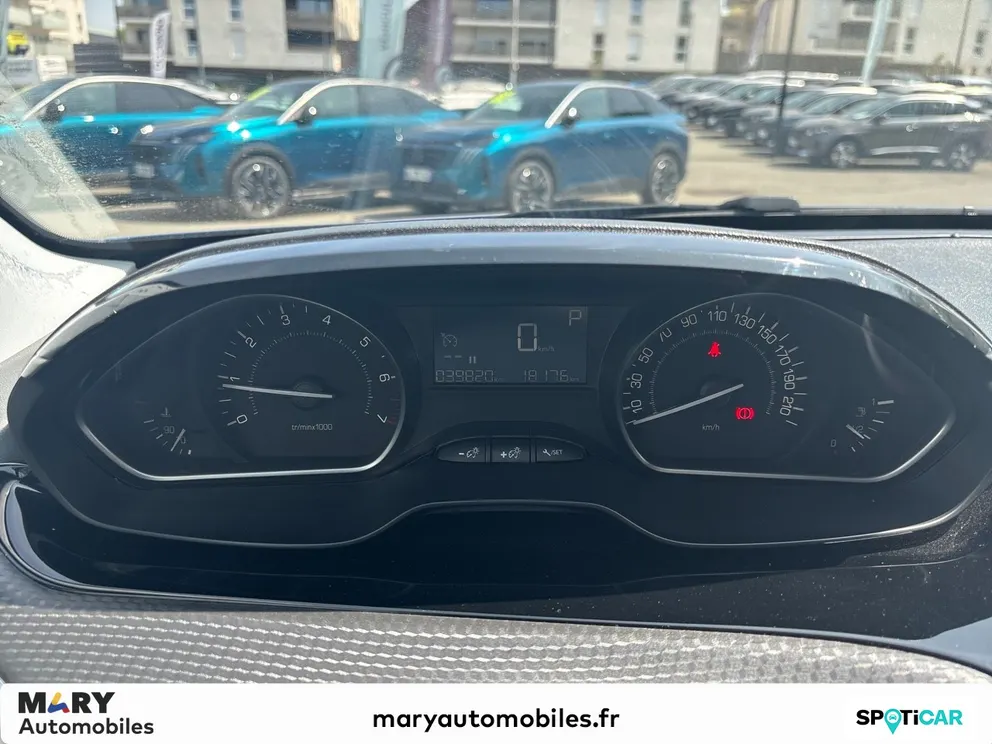 Véhicule occasion 1230031 - peugeot 2008 - Photo 10