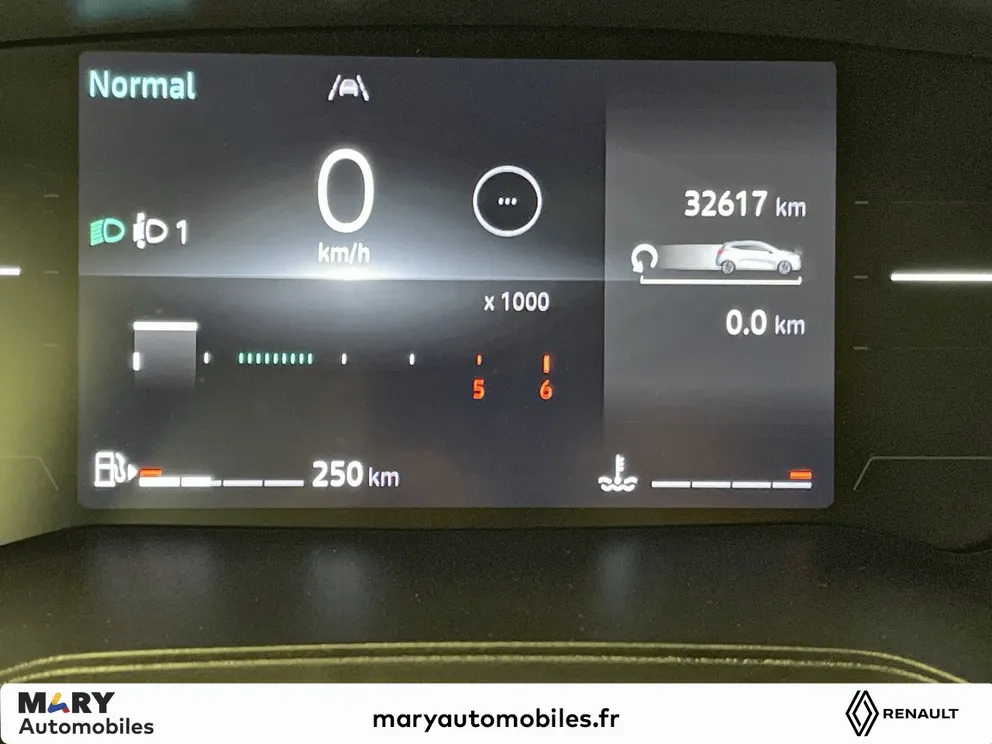 Véhicule occasion 235500 - renault CLIO - Photo 20