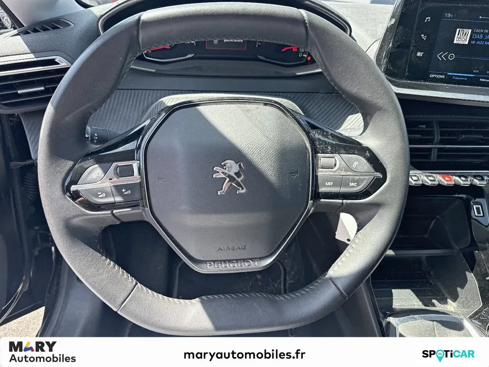 Véhicule occasion 1230550 - peugeot 208 - Photo 10