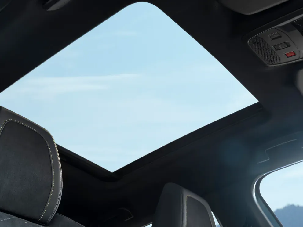 Toit Black Diamond et éléments contrastés du Peugeot 2008