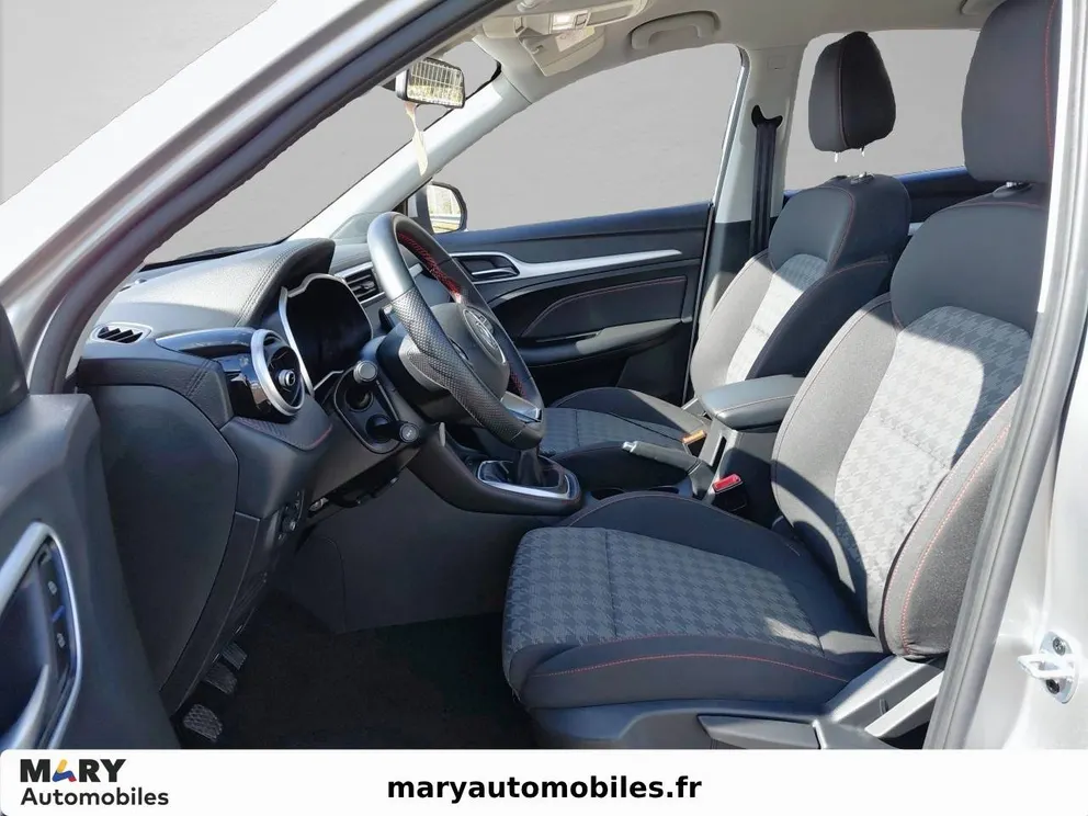 Véhicule occasion 215846 - mg ZS - Photo 9