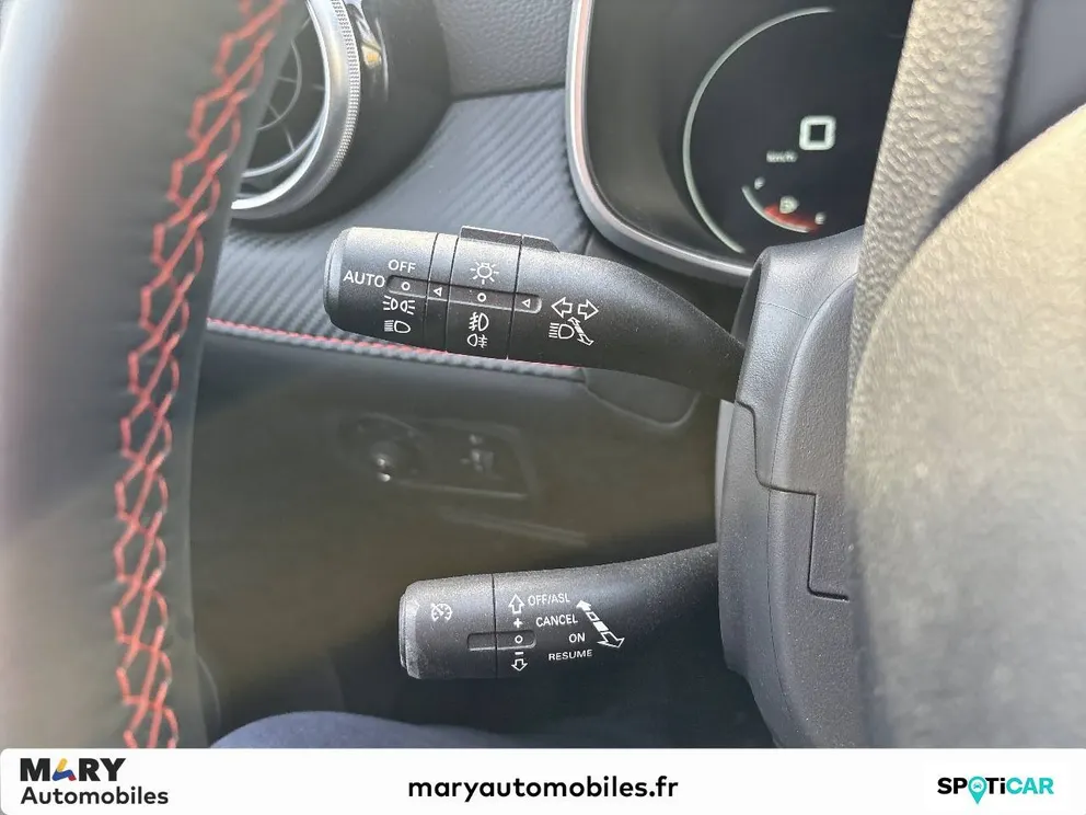 Véhicule occasion 1229947 - mg ZS - Photo 16