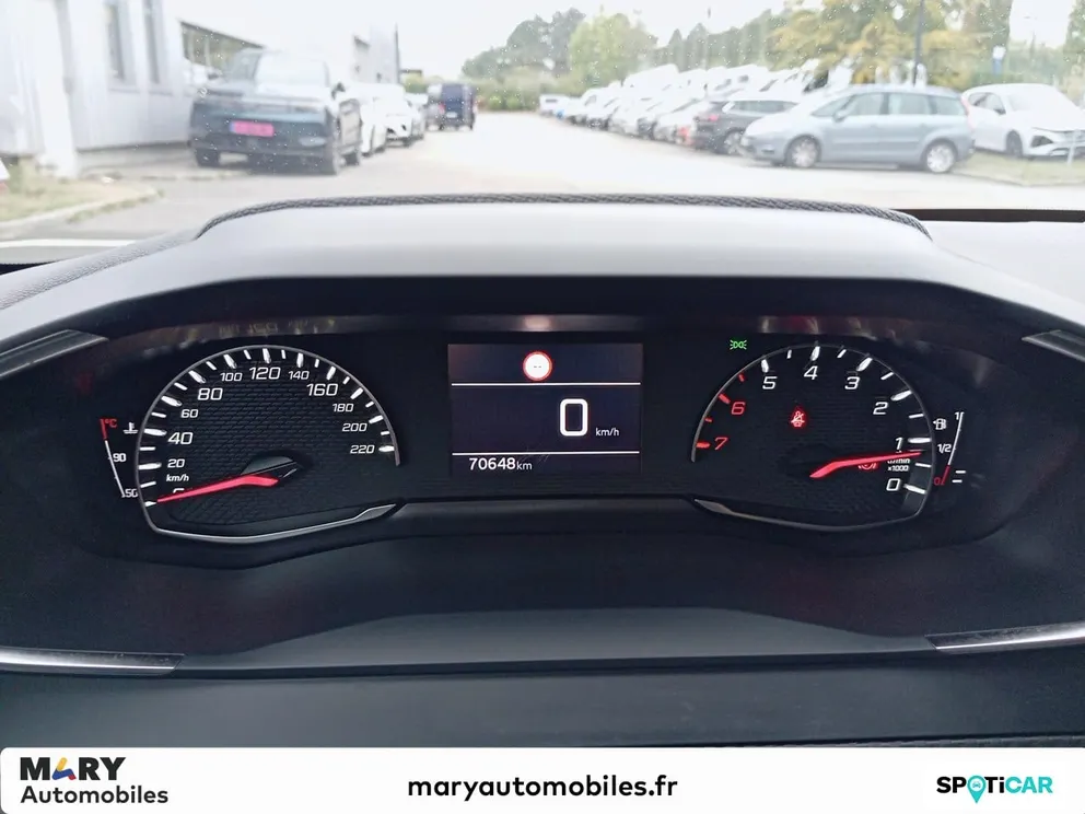 Véhicule occasion 1237963 - peugeot 208 - Photo 10