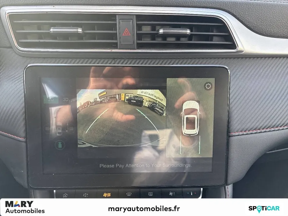 Véhicule occasion 226368 - mg ZS - Photo 14