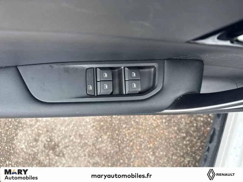 Véhicule occasion 221600 - mg MG4 - Photo 12