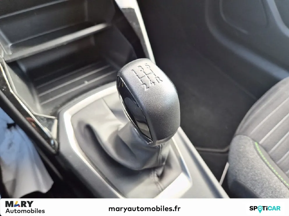 Véhicule occasion 1232615 - peugeot 208 - Photo 11