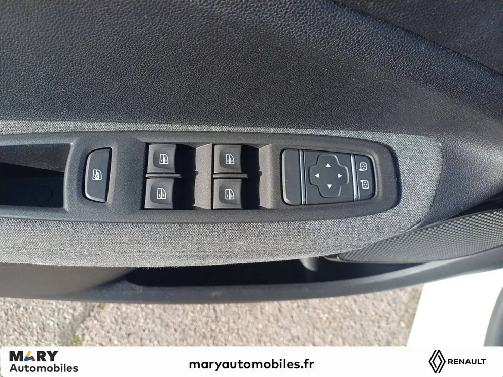 Véhicule occasion 210116 - renault ZOE - Photo 16