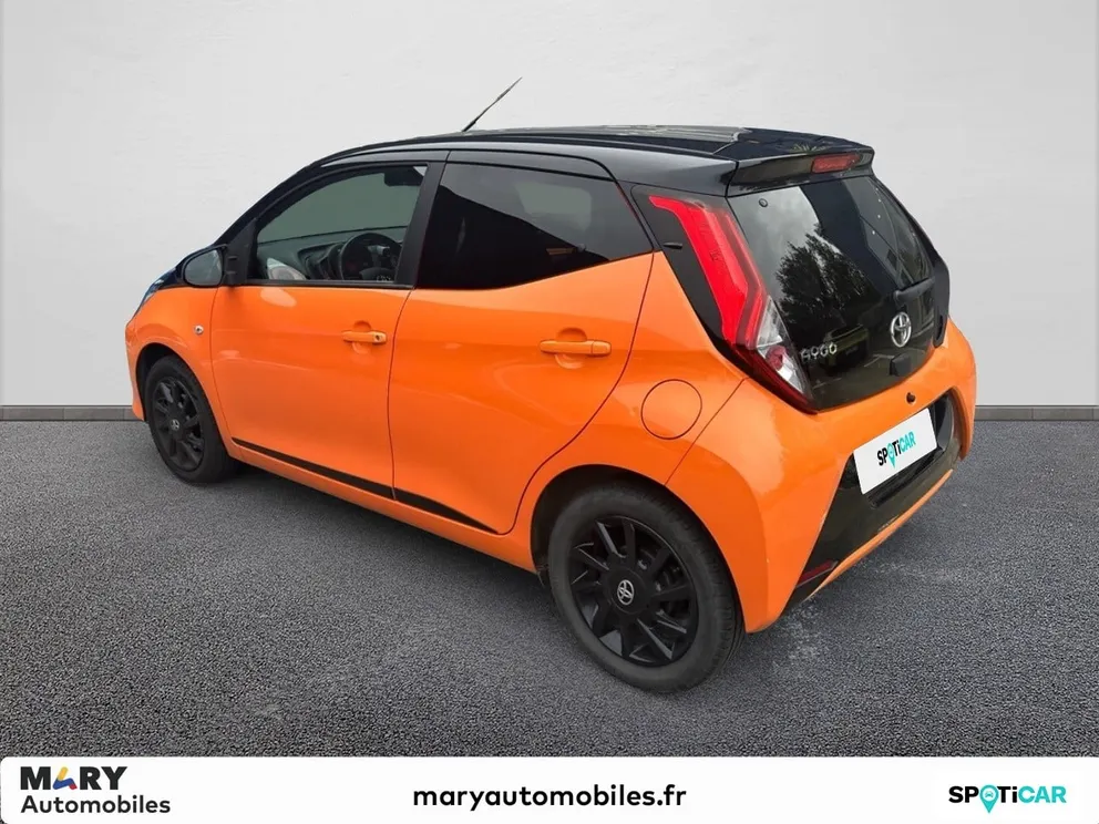 Véhicule occasion 1240573 - toyota AYGO - Photo 2