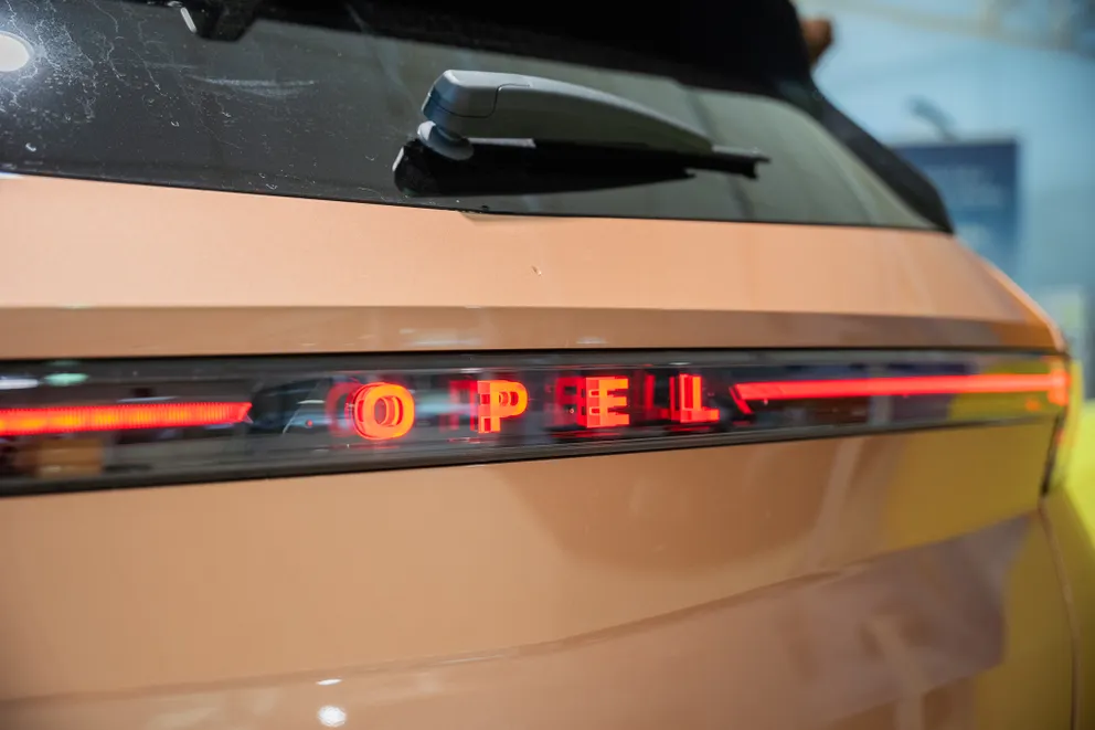 Signature lumineuse Intelli-Lux LED® Pixel Light adaptative