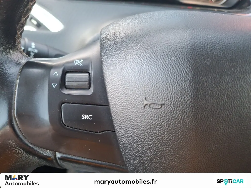 Véhicule occasion 231933 - peugeot 208 - Photo 20