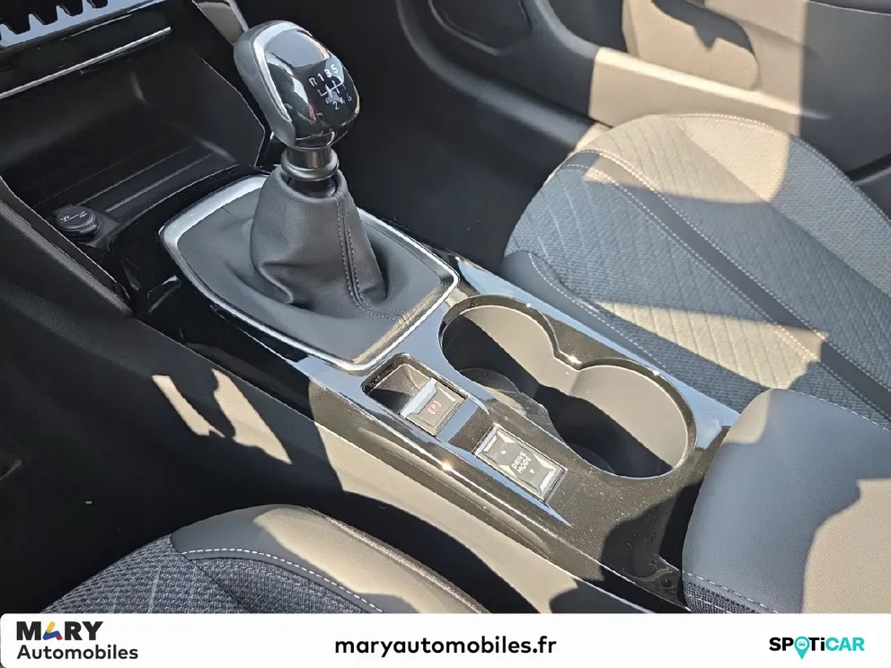 Véhicule occasion 1236893 - peugeot 208 - Photo 10
