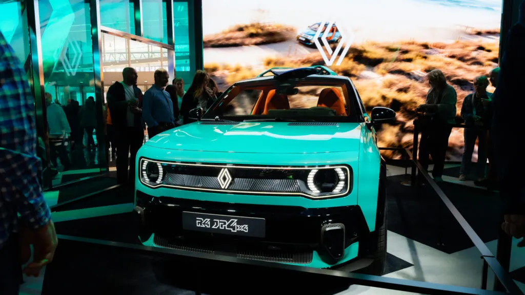 Renault 4 JP4X4 au Mondial de l'Auto