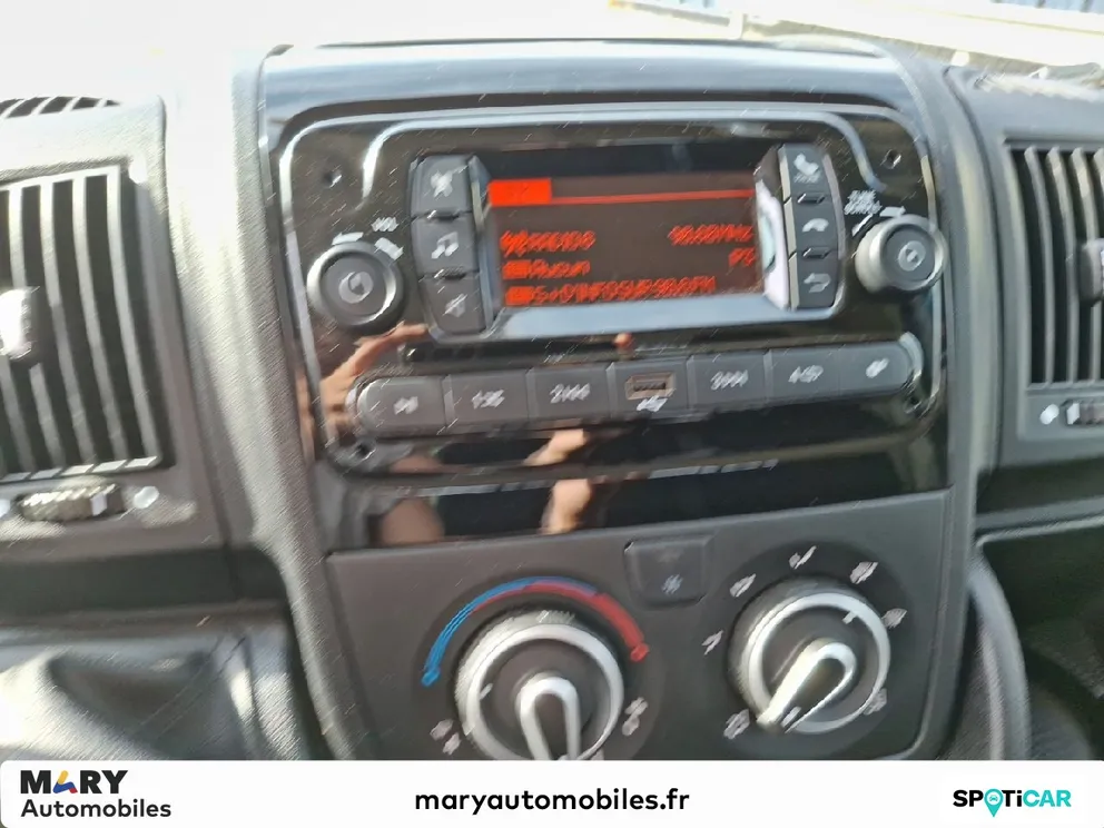 Véhicule occasion 215596 - peugeot BOXER - Photo 9