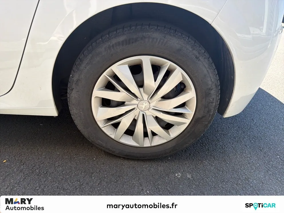 Véhicule occasion 1237496 - peugeot 208 - Photo 7