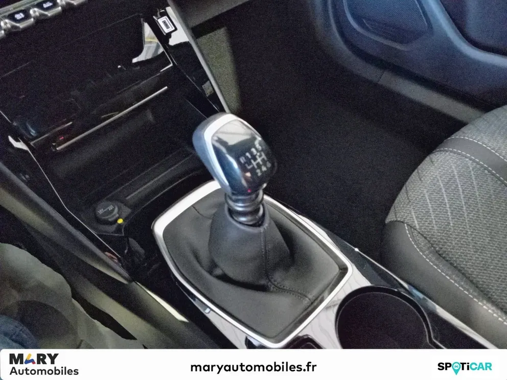 Véhicule occasion 1237858 - peugeot 2008 - Photo 12