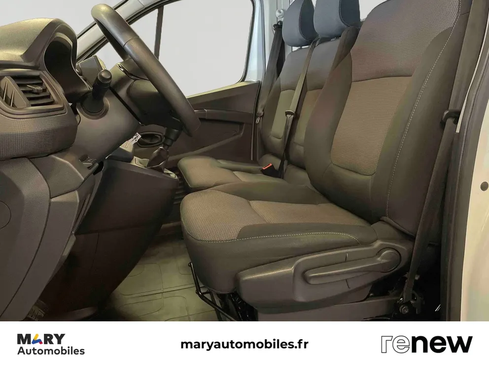 Véhicule occasion 1231184 - renault TRAFIC - Photo 20