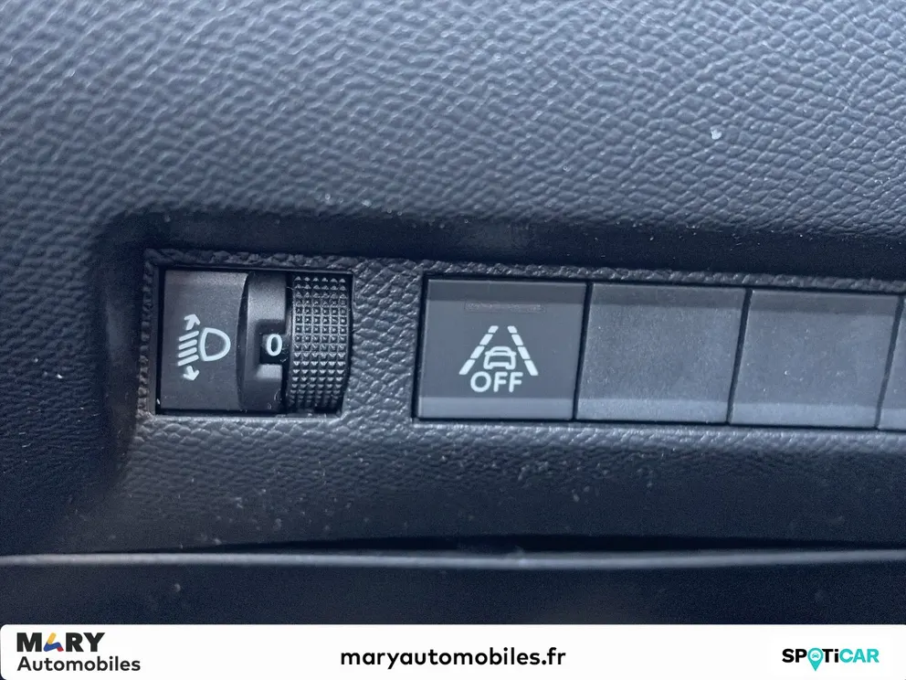 Véhicule occasion 1238450 - peugeot 208 - Photo 17